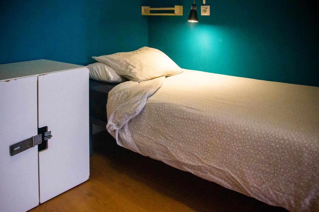 Bed 4-Bed Mixed Dormitory Room