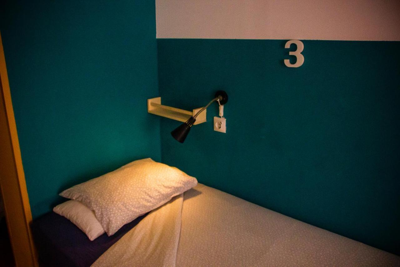 Bed 3-Bed Mixed Dormitory Room